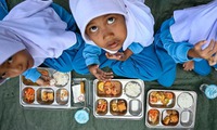 Tham vọng về suất ăn miễn phí cho 80 triệu người Indonesia biến thành thảm họa