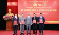 Bộ GD&amp;ĐT bổ nhiệm lãnh đạo 51 cơ sở giáo dục đại học, cơ sở giáo dục nghề nghiệp