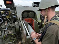 Lực lượng đặc biệt Ukraine vi phạm lệnh ngừng bắn 10 lần một ngày