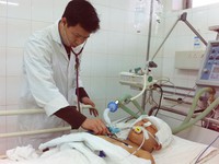 Bất ngờ thoát chết sau hơn 4 tháng thở máy, ngừng tim