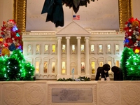 Bếp bánh Nhà Trắng có "nữ tướng" đầu tiên