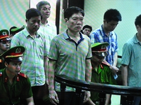 Ông Dương Tự Trọng được giảm 2 năm tù