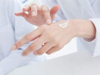 Thuốc nào điều trị bệnh eczema hiệu quả?