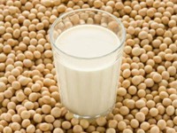 Sữa đậu nành và nguy cơ loãng xương