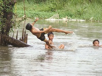 Trẻ em & một môi trường an toàn