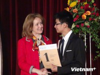 Năm học sinh Việt Nam dự Olympic tiếng Nga đều đạt giải