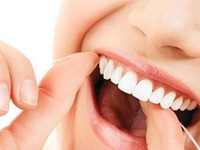 Cách nào làm sạch kẽ răng?