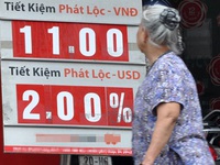 Người gửi tiền xót xa nhìn lãi suất hạ