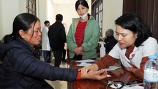 Chương tr&#236;nh tầm so&#225;t ung thư phổi miễn ph&#237; c&#243; &#253; nghĩa lớn, mang lại ấm &#225;p trong những ng&#224;y cuối năm