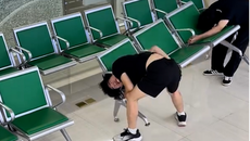 Màn giải cứu đi vào bế tắc: Một người mắc kẹt, hai người cùng 'chịu trận'