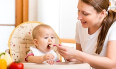 Bổ sung vitamin D và canxi cho trẻ em thế nào cho đúng?