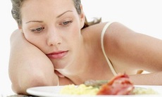 Tác hại của việc nhịn ăn sáng giảm cân, thải độc