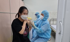 Nhiều công nhân mắc COVID-19, Hải Phòng dừng tuyển dụng lao động chưa tiêm đủ 2 mũi vaccine