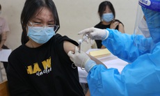 Mắc COVID-19 rồi, trẻ có nên tiêm vaccine?