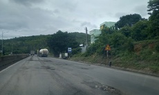 Quốc lộ 1A nối Bình Định - Phú Yên: 'Ổ gà' như ma trận