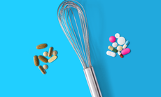 Uống vitamin mà không biết gì về tương tác thuốc chẳng khác gì "con dao hai lưỡi"
