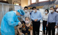 Bộ trưởng Bộ Y tế kỳ vọng đến ngày 15/9, 100% người trên 18 tuổi ở Hà Nội sẽ được tiêm vaccine