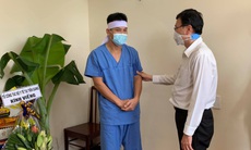 Cha mất, nam điều dưỡng BV Hữu Nghị nén đau thương chống dịch ở Tiền Giang