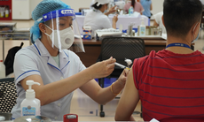 Giữ “cân bằng” cho cơ sở sản xuất trong “bão dịch”