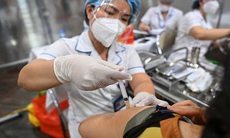 Hơn 600.000 người ở Hà Nội đã tiêm mũi 3 vaccine COVID-19