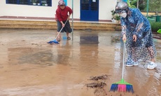 Mưa lớn gây ngập cục bộ, 28 trường ở Đà Nẵng phải cho học sinh nghỉ học