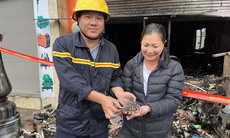 Cảnh sát cứu hỏa nhặt được vàng khi chữa cháy ở Huế
