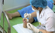 Tự đắp thuốc kháng sinh chữa đái tháo đường, một người phải tháo bỏ ngón chân
