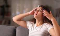 7 sự thật về triệu chứng đổ mồ hôi đêm
