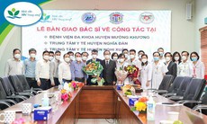 Bệnh viện Nhi Trung ương bàn giao bác sĩ trẻ tình nguyện về công tác tại cơ sở tuyến huyện