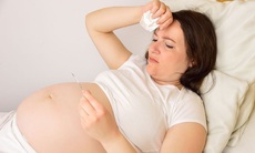 Chuyên gia khuyến cáo: Phụ nữ mang thai dễ bị tiền sản giật khi trời lạnh