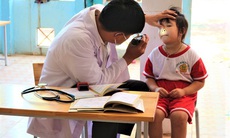 Năm 2025, 100% cơ sở giáo dục mầm non và phổ thông tại TP.HCM có nhân viên y tế chuyên trách
