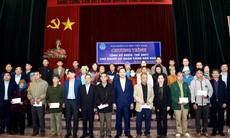 Mang an sinh cho người có hoàn cảnh khó khăn ở Lào Cai qua sổ BHXH, thẻ BHYT