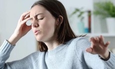 Bài thuốc hỗ trợ trị hoa mắt chóng mặt đột ngột