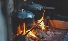 Bếp lửa ngày đông: Kí ức tuổi thơ sưởi ấm một đời