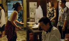 Phim Việt Nam 'Đêm tối rực rỡ' dự giải Quả Cầu Vàng danh giá