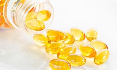 Cảnh báo nguy cơ ngộ độc nghiêm trọng khi bổ sung vitamin trong dịch COVID-19