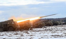 Ngày thứ 2 Nga triển khai chiến dịch đặc biệt ở Donbass: Quân đội Ukraine tấn công Gorlovka với 40 quả tên lửa