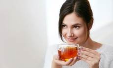 6 loại trà thảo mộc giúp bạn dễ ngủ