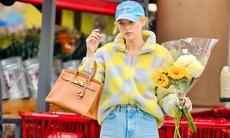 Phong cách hiện đại như Elsa Hosk