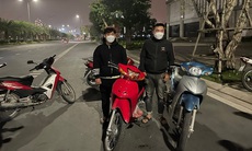 Bắt 3 thanh thiếu niên đua xe, lạng lách đánh võng sau trận bóng Việt Nam - Oman
