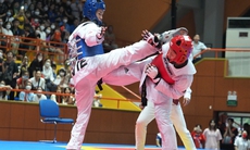 Chồng VĐV Taekwondo vượt hơn 800km chứng kiến vợ 'lội ngược dòng' ngoạn mục giành HCV tại đấu trường SEA Games