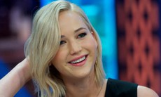 Không cần trang điểm, vì sao Jennifer Lawrence vẫn tỏa sáng?