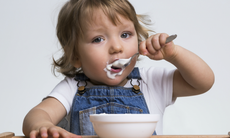 Bổ sung sữa chua cho trẻ ăn dặm như thế nào là tốt nhất?