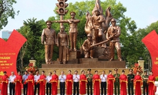 Khánh thành tượng đài "Công an nhân dân vì dân phục vụ" tại Hà Nội