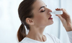 5 sai lầm dùng thuốc khiến viêm mũi họng nặng hơn