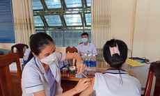 Lâm Đồng đẩy nhanh tiêm vaccine phòng COVID-19 và phòng, chống sốt xuất huyết