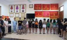 Hơn 40 nam nữ tụ tập 'bay lắc' trong quán karaoke ở Bắc Ninh