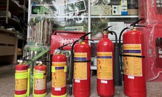Ám ảnh những vụ hoả hoạn đau lòng: Có cần tích trữ đồ bảo hộ chống cháy trong nhà?