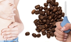 Thụt cà phê thải độc: Bác sĩ chỉ ra những ngộ nhận chết người
