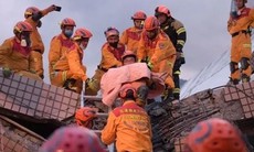 Động đất Đài Loan: Thương vong tiếp tục tăng, hàng trăm người vẫn mắc kẹt